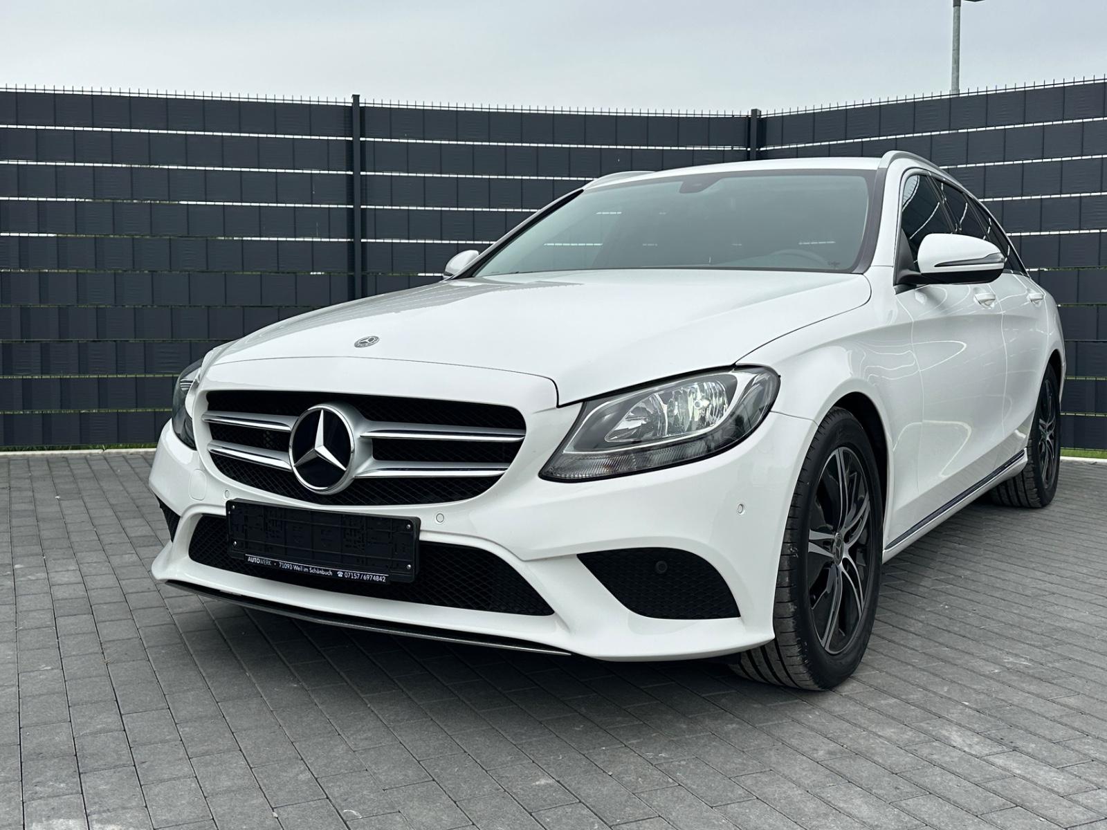 Mercedes-Benz C 300 T AVANTGARDE*9G*CAM*SHZ*TEMP*CARPLAY*