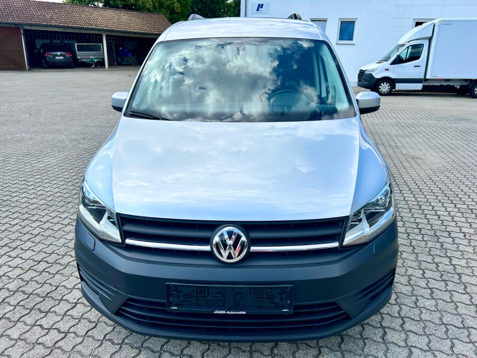 Volkswagen Caddy PKW Trendline BMT