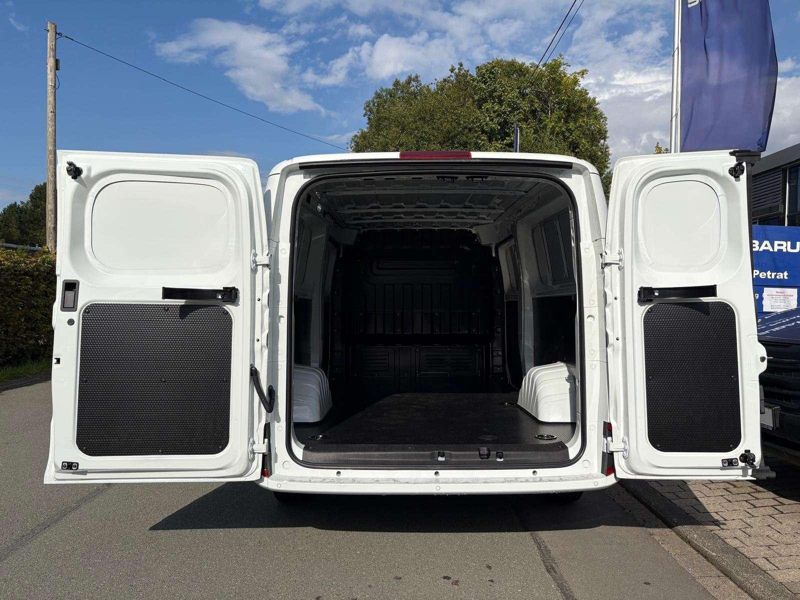 Maxus Others E Deliver 5 L2H1 AT FWD 64Kwh