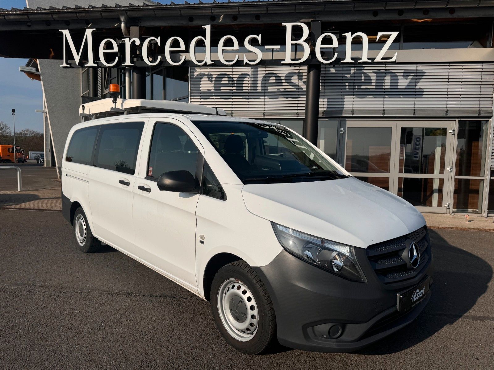 Fahrzeugabbildung Mercedes-Benz Vito 111 CDI Tourer Begleitfahrzeug BF3+ / WVZ