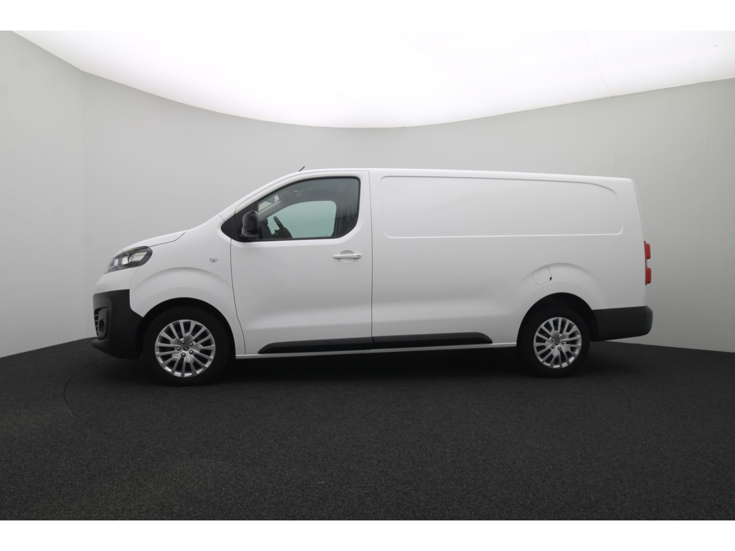 Fahrzeugabbildung Fiat Scudo L3 SX Automatik, AHK, Navi, Kamera,