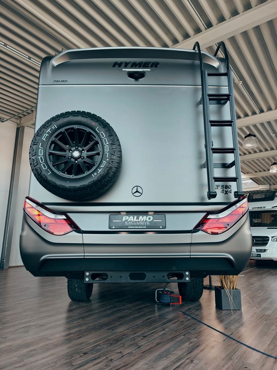 Fahrzeugabbildung HYMER / ERIBA / HYMERCAR ML - T 580 4x4² RSX - SANSIBAR® LTD. PTS PANTONE