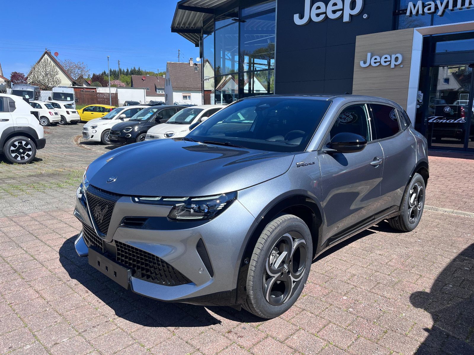 Fahrzeugabbildung Alfa Romeo Junior Ibrida 1.2 VGT -Hybrid 107 Sport Speciale