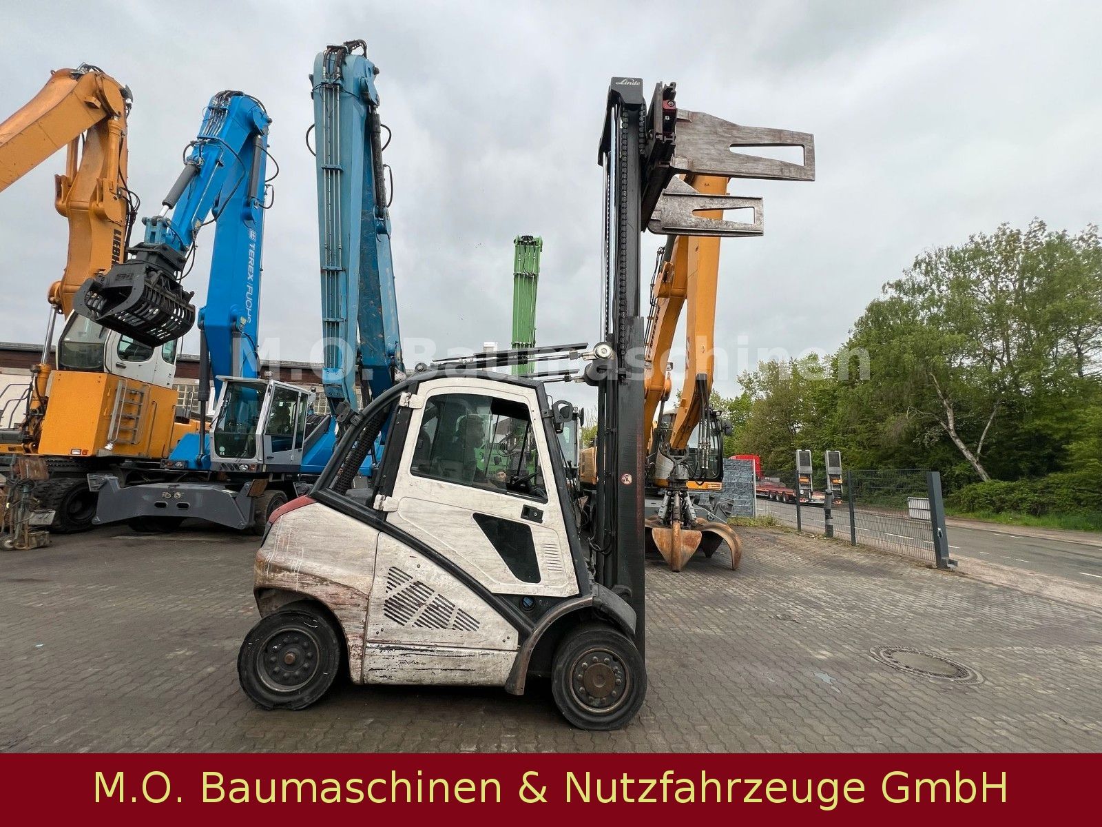 Fahrzeugabbildung Linde H 40 D  /Ballenzange / SS /ZV/ Duplex/4t/4m/