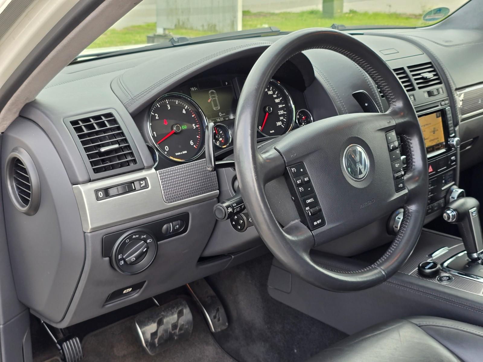 VOLKSWAGEN TOUAREG - V10 TDI - R50 -  351 CV - TOIT OUVRANT