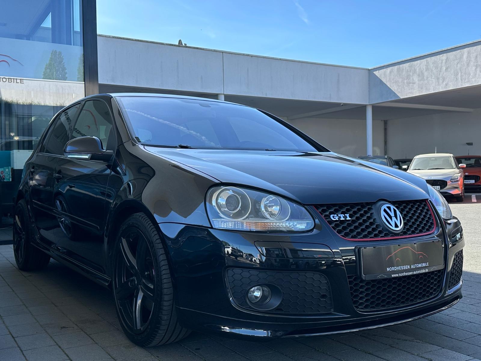 Volkswagen Golf V GTI Pirelli 2.0 TFSI | Xenon | RNS 510