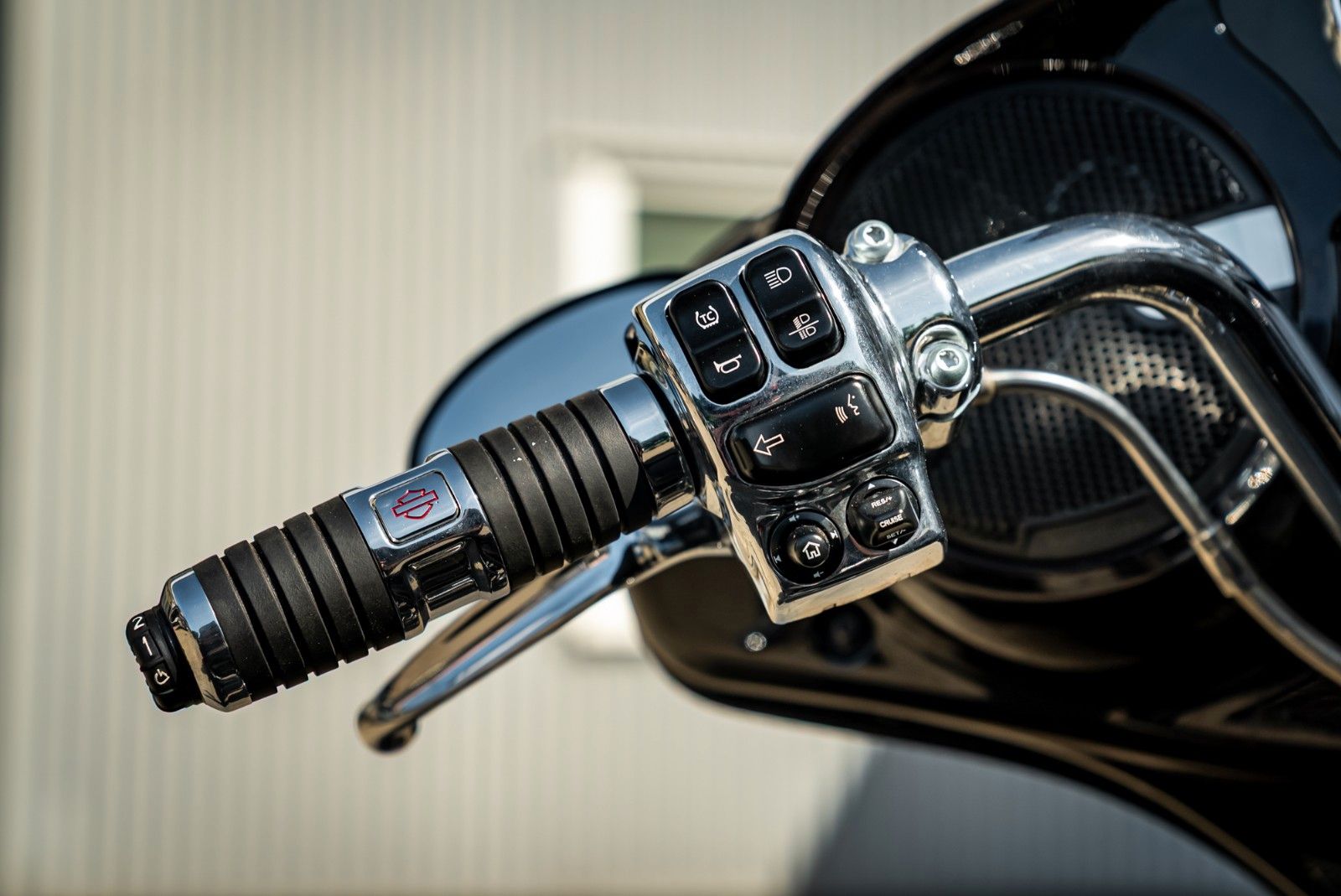 Fahrzeugabbildung Harley-Davidson FLHXSE CVO Street Glide 117 cui - ROCKFORD II