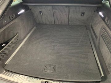 Audi A6 - 6