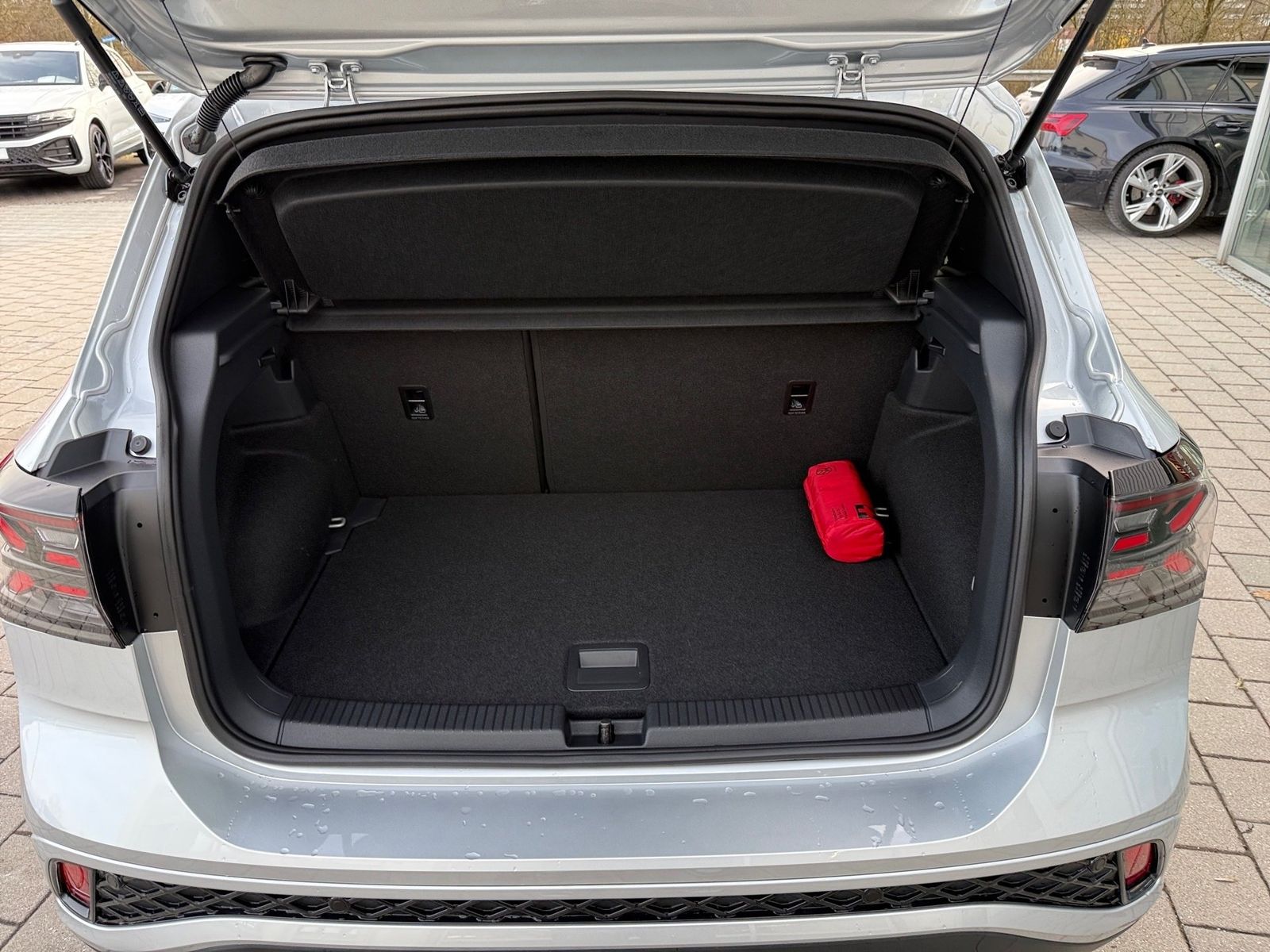 Volkswagen T-Cross - Bild 8