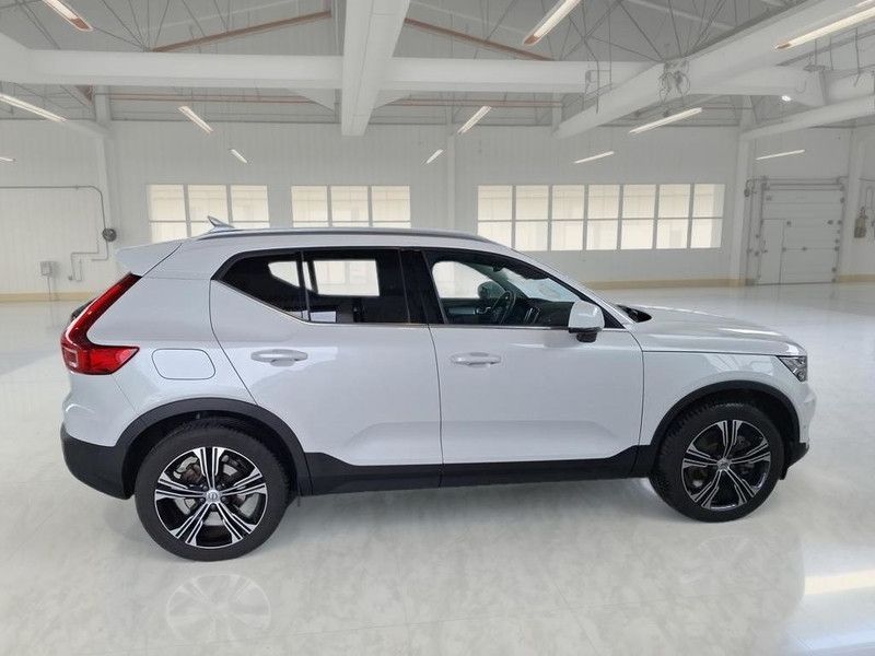 Volvo VOLVO XC40 T4 PLUG-IN HYBRID AUTO RECH INSCRIP E imagem 3