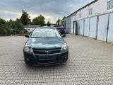 Opel Astra 1.6 - Opel Astra aus 2004: Kombi