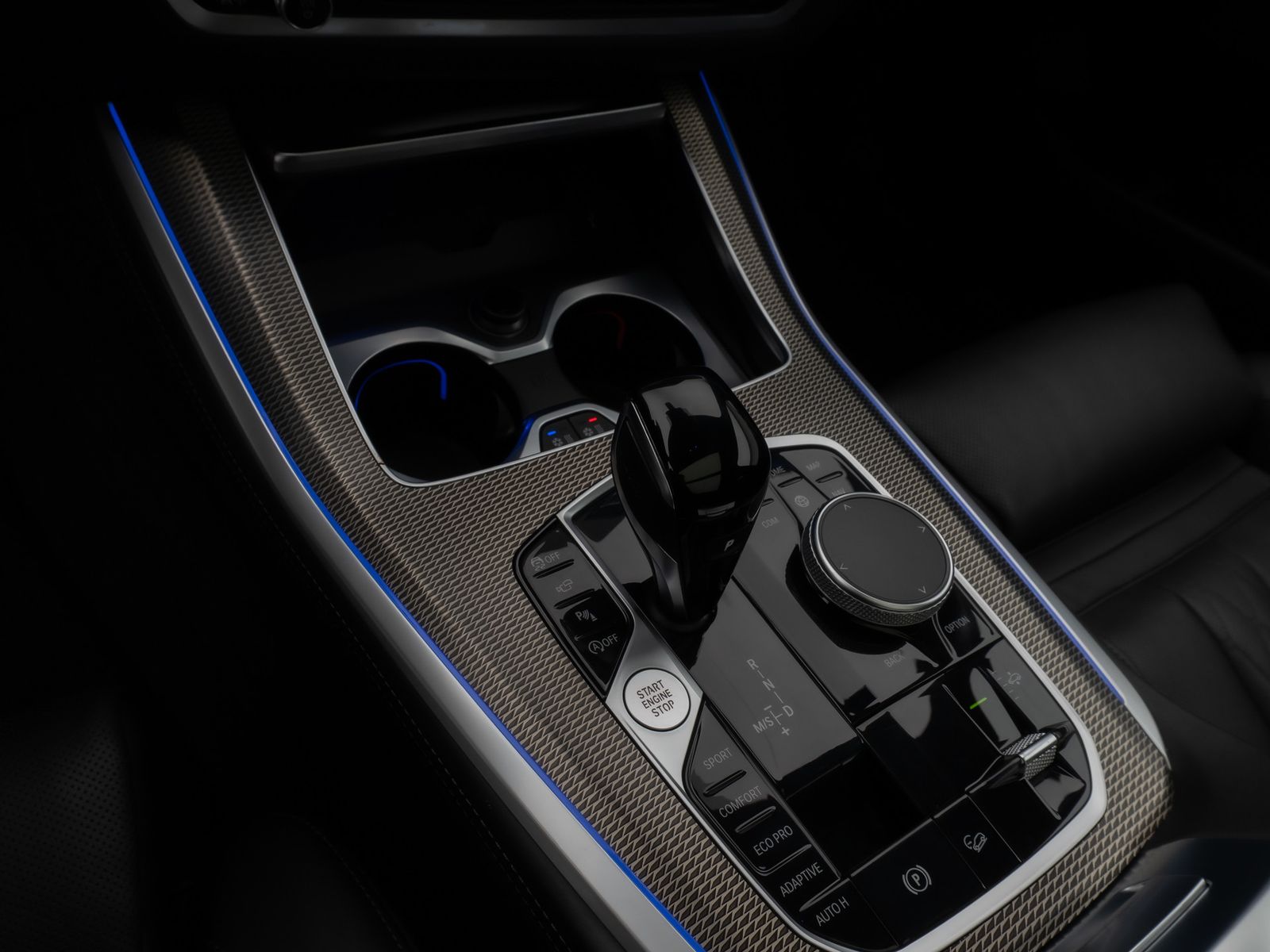 Fahrzeugabbildung BMW X5 M50i Panoram 360°HUD DAB HiFi Massage AHK 22"