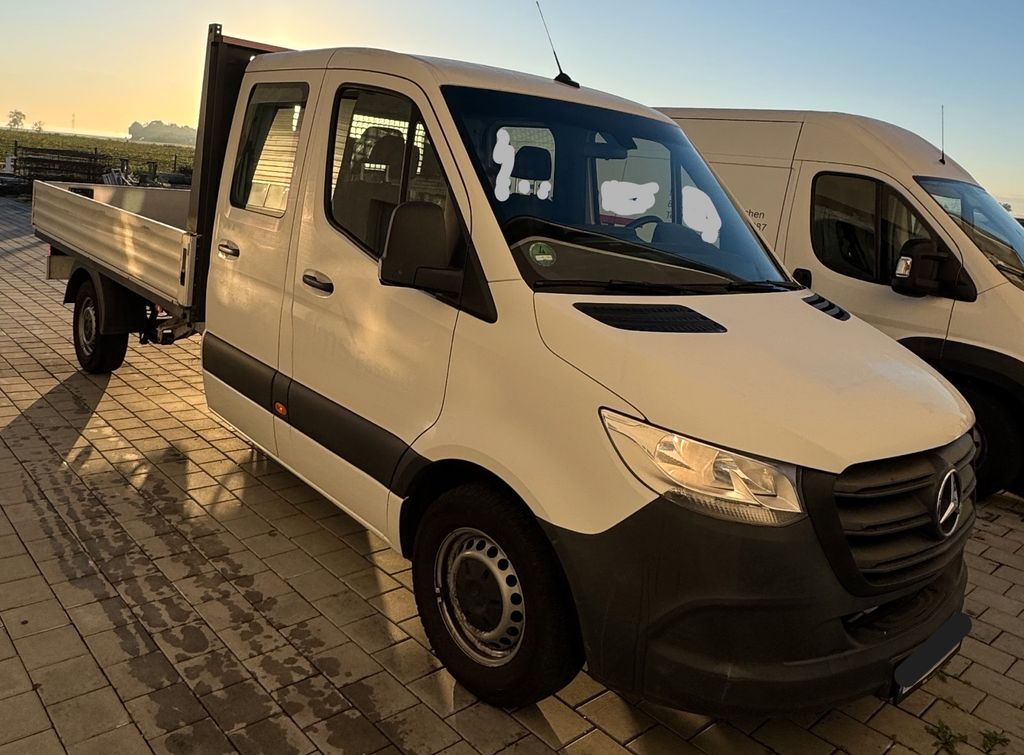 Image of Mercedes-Benz Sprinter