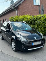 Renault Clio Grandtour 1. Hand Automatik - Renault Clio aus 2009: Kombi