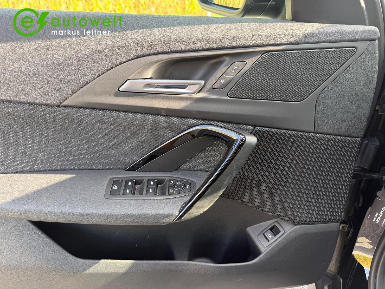 BMW iX1 xDrive30 67kWh AHK adapt. LED Komfortzugang, миниатюра 13