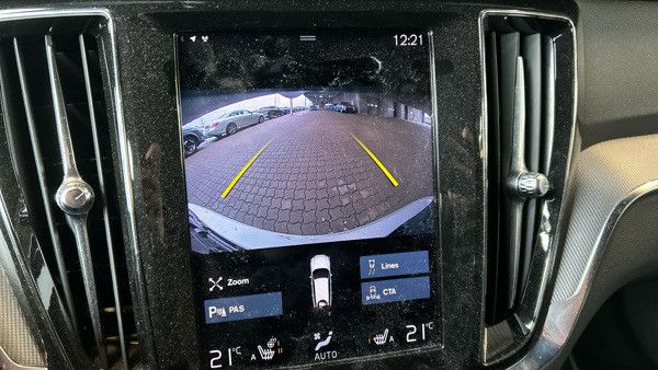 Volvo V60 Kombi R Design 2.0 B4 D