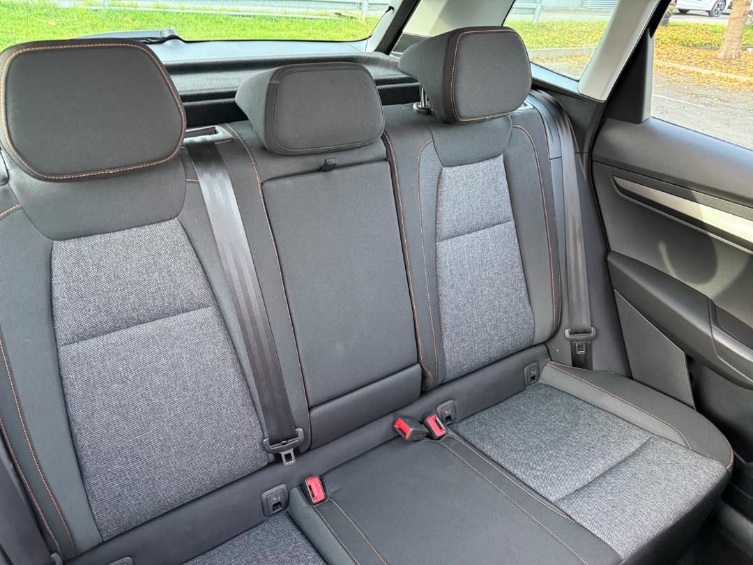 Karoq 1,5 TSI Clever Kamera Navi AHK LED Pano