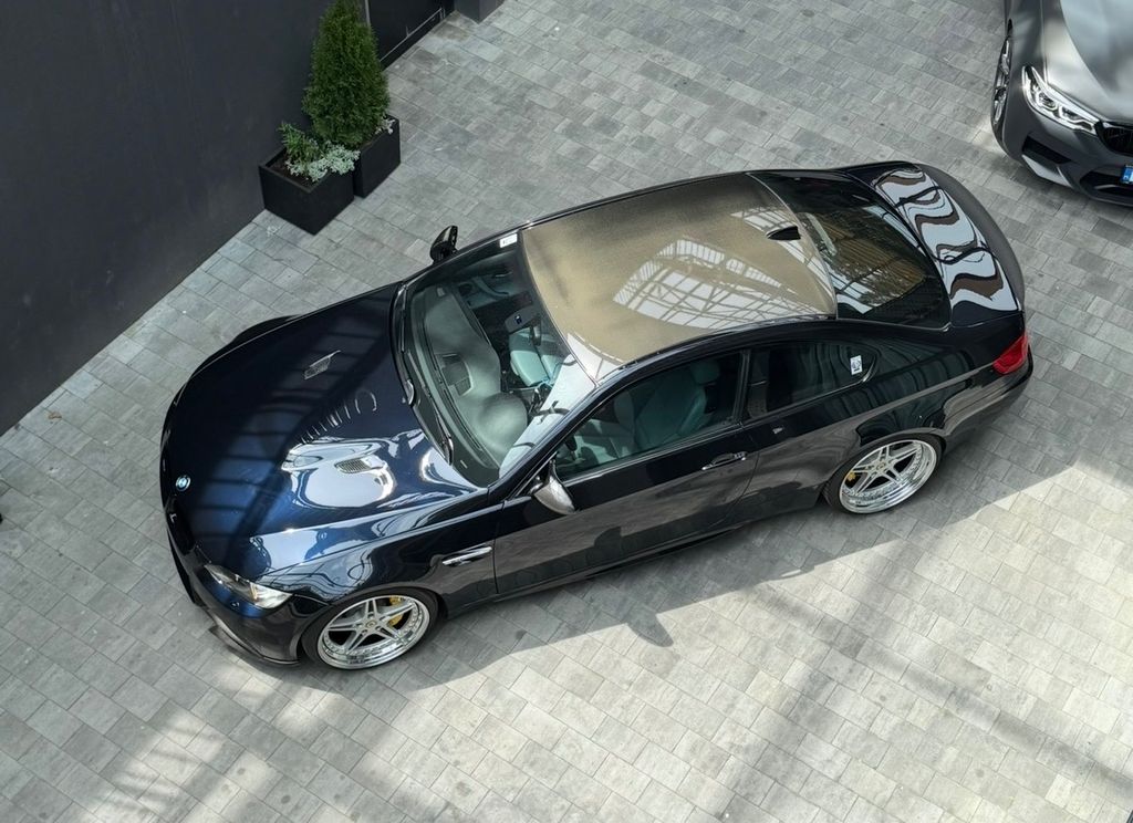 BMW M3 2011