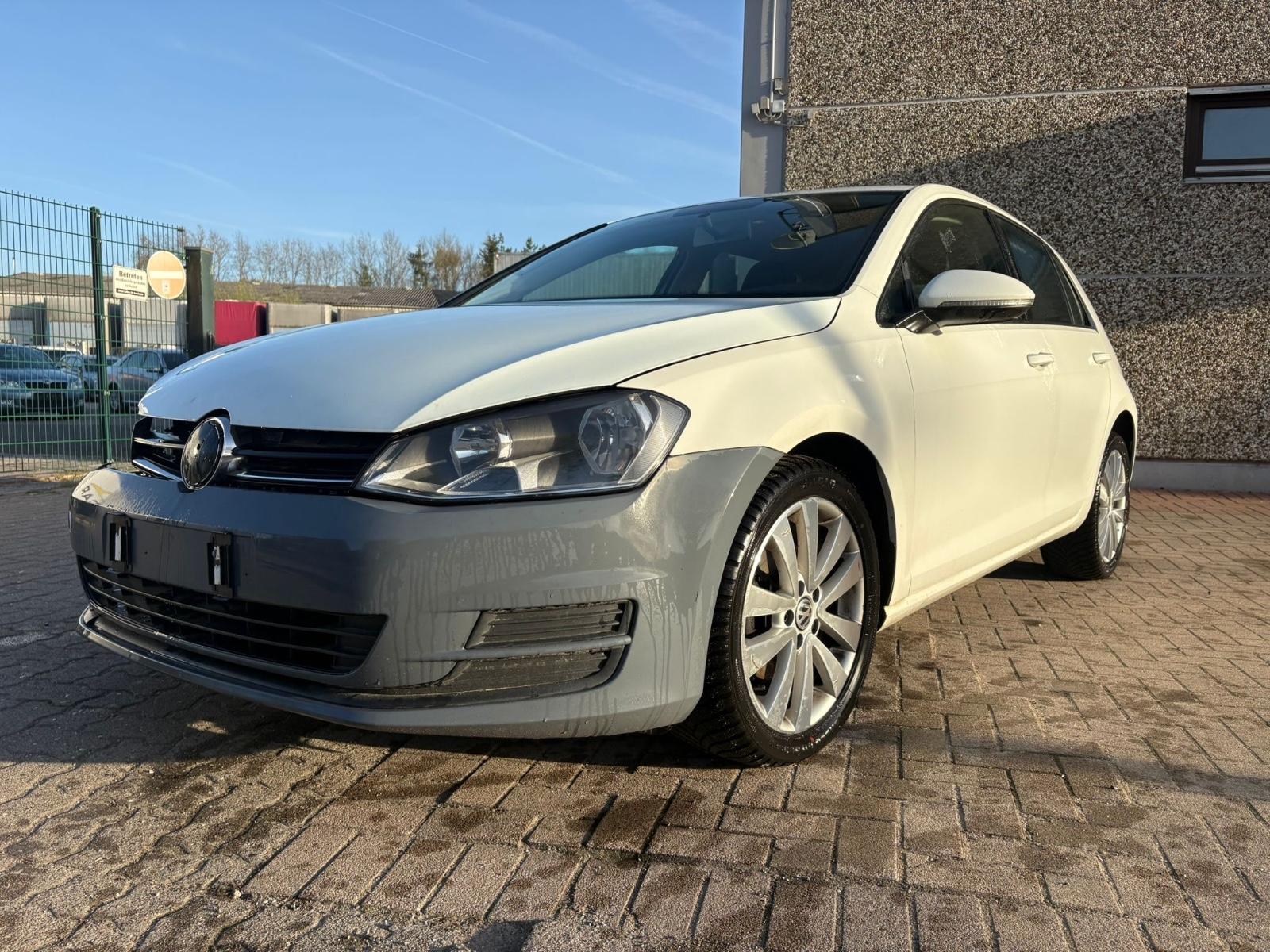 Volkswagen Golf VII Lim. Trendline BMT