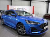 Ford Focus Tunier 1.5 EB ST-LINE X SPORT BLUE & BLACK - Ford Focus Sport mit Diesel-Antrieb