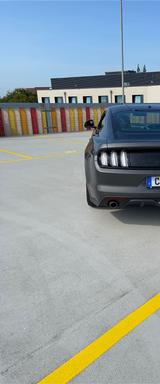 Ford Mustang 5.0 V8 GT vFL - Ford Mustang Gebrauchtwagen in Düsseldorf