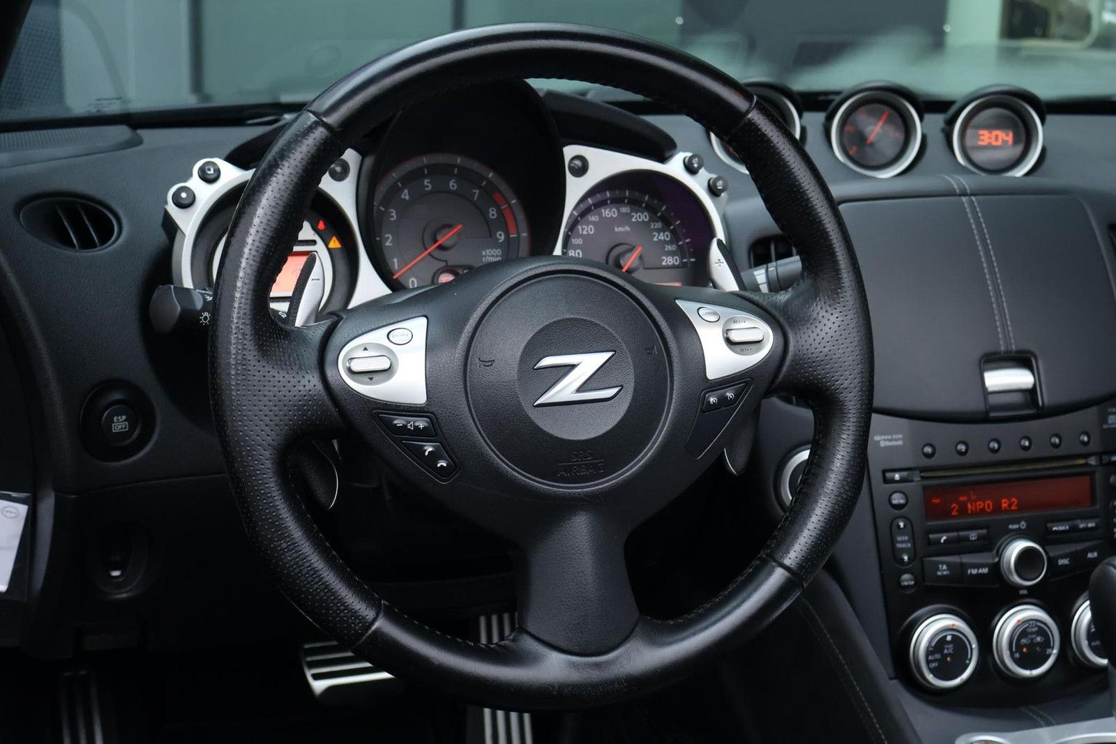 Nissan 370Z Roadster 3.7 V6 Pack | 328 ch | BVA | Capote électrique | Sièges chauffants | Xénon | Bluetooth | Régulateur de vitesse