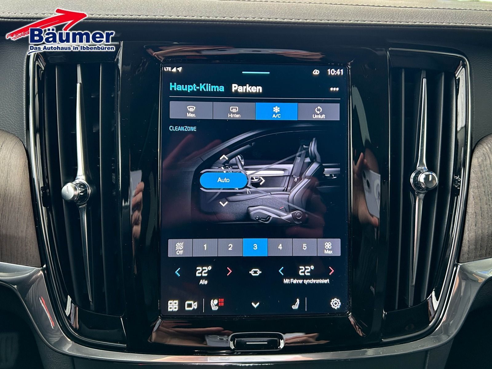 Volvo V90 T8 Plug-in-Hybrid AWD Ultimate Bright +AHK foto 24