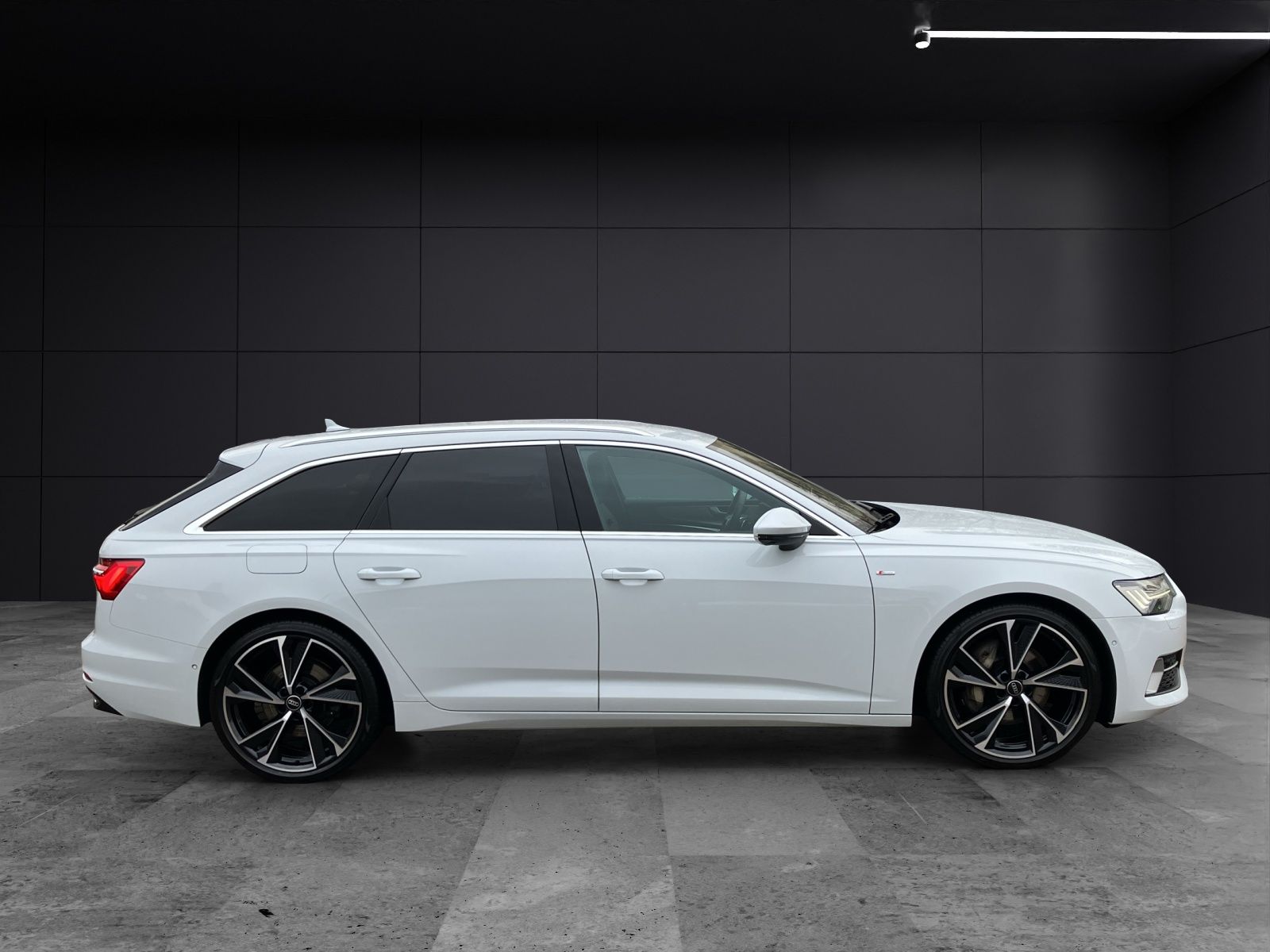 Fahrzeugabbildung Audi A6 Avant 50 TDI quattro sport AHZV HD Matrix Hea