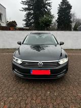 Volkswagen Passat Variant 2.0 TDI R-Line SCR 176kW DSG 4MOT - VW Passat Variant von privat