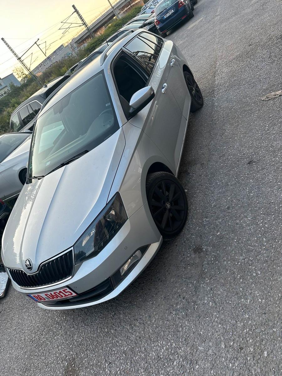 Skoda Fabia 2015 — interior