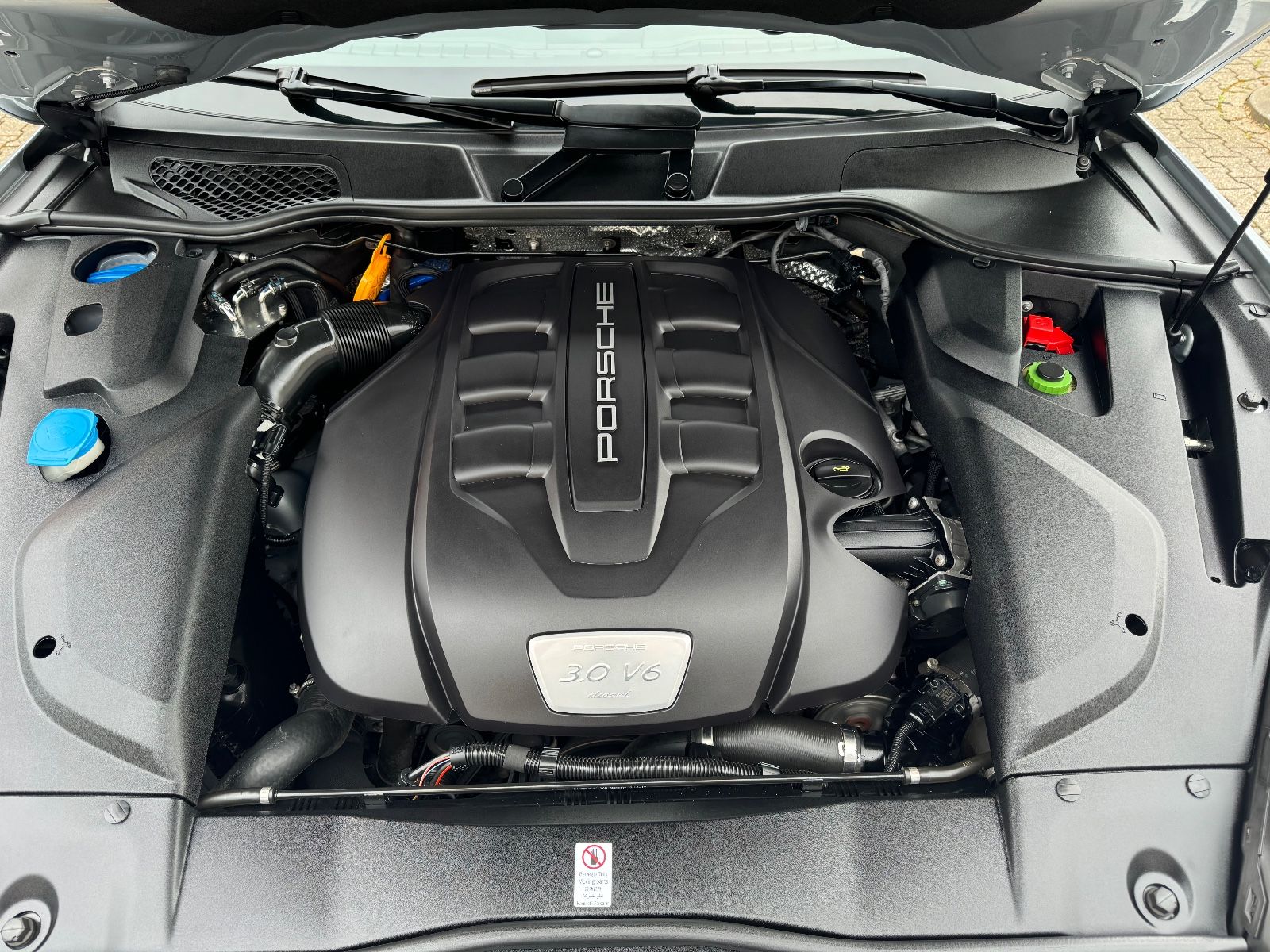 Fahrzeugabbildung Porsche Cayenne Diesel Platinum Edition APPROVED CAR PL.