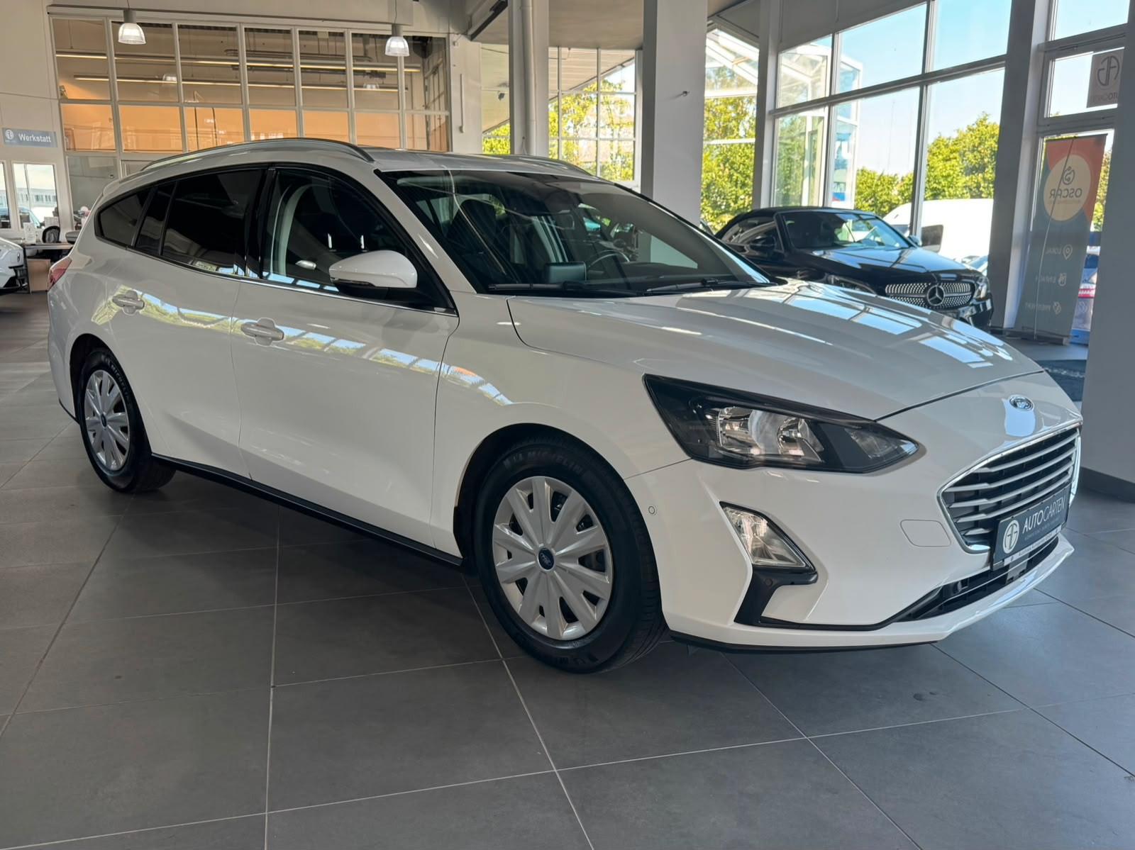 Ford Focus Turnier Cool & Connect*AUTOM*NAVI*1.HAND*