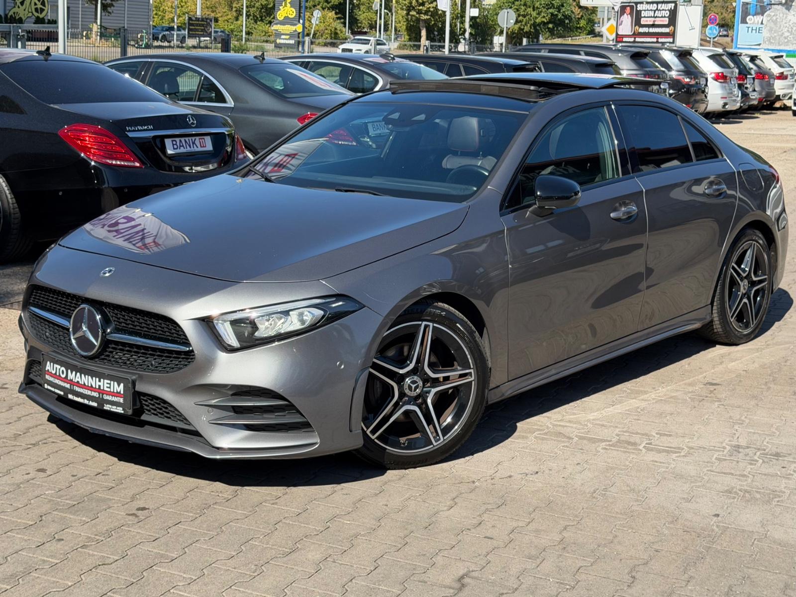 Mercedes-Benz A 200 AMG LINE PANORAMADACH