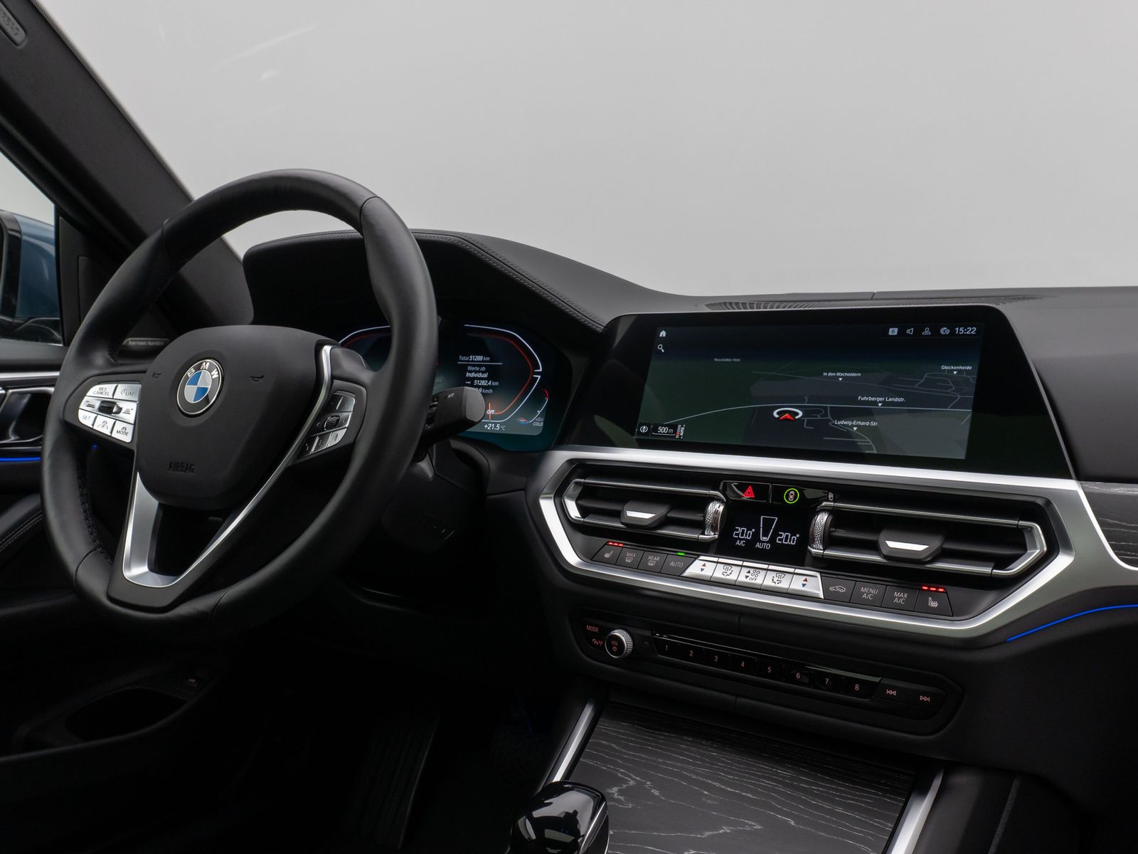 Fahrzeugabbildung BMW 420i Coupè Glasdach 360° DAB H/K Komfort Sport