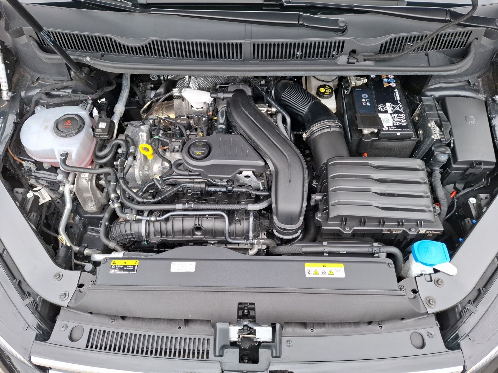 Fahrzeugabbildung Volkswagen Touran TSI Comfortline 7-Si Navi AID ACC PDC SH
