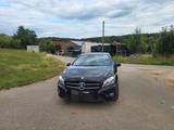 Mercedes-Benz Mercedes A180 BlueEfficiency/ schwarz / 121000