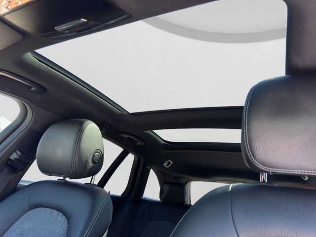 Fahrzeugabbildung Mercedes-Benz C 300 T de Avantgarde+Pano+Burmester+CarPlay