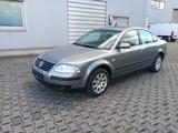 Volkswagen Passat 1.6 Klima 08/2026 Tuv  - gebrauchte VW Passat aus dem Jahr 2003