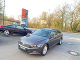 Volkswagen Passat Variant 2.0 TDI SCR Comfortline AHK NAVI - Volkswagen Passat Variant