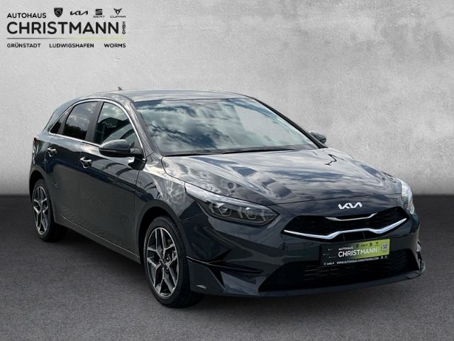 Fahrzeugabbildung Kia Ceed ULTIMATE EDITION 1.0 T-GDI *STYLE-PAKET*