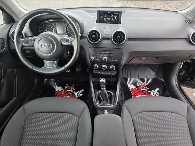 AUDI A1 — Foto 17
