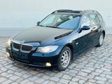BMW 325i  Touring *Bi-XENON*LEDER*PANO*TEMPO* - BMW 325 in Dresden