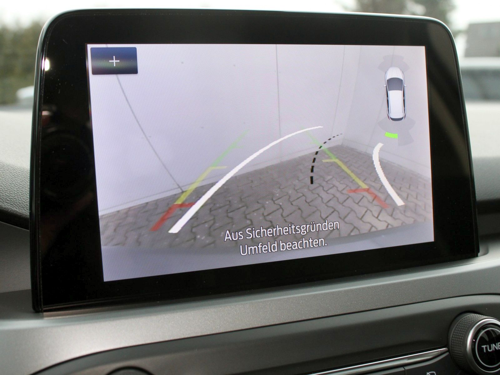 Fahrzeugabbildung Ford Focus Cool & Connect 1,5 EcoBlue