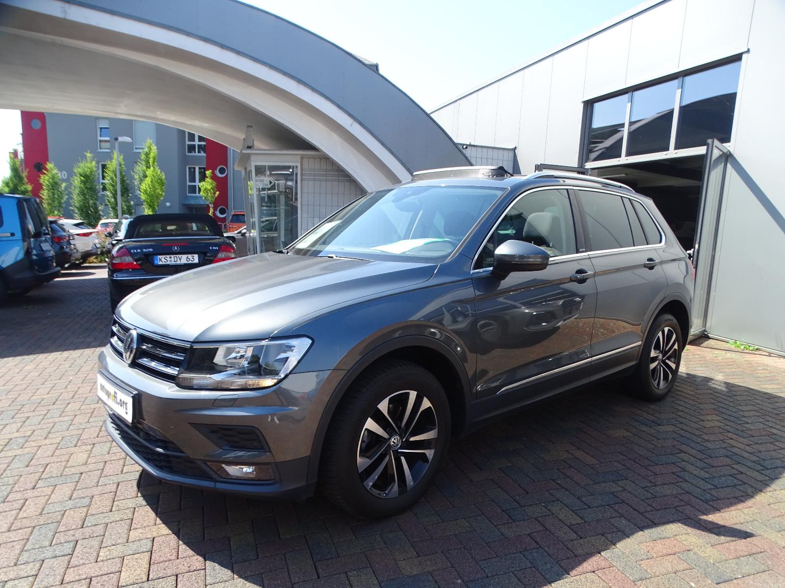 Volkswagen Tiguan TDI 4Motion "Pano/ACC/SHZ/AHK/NAVI"
