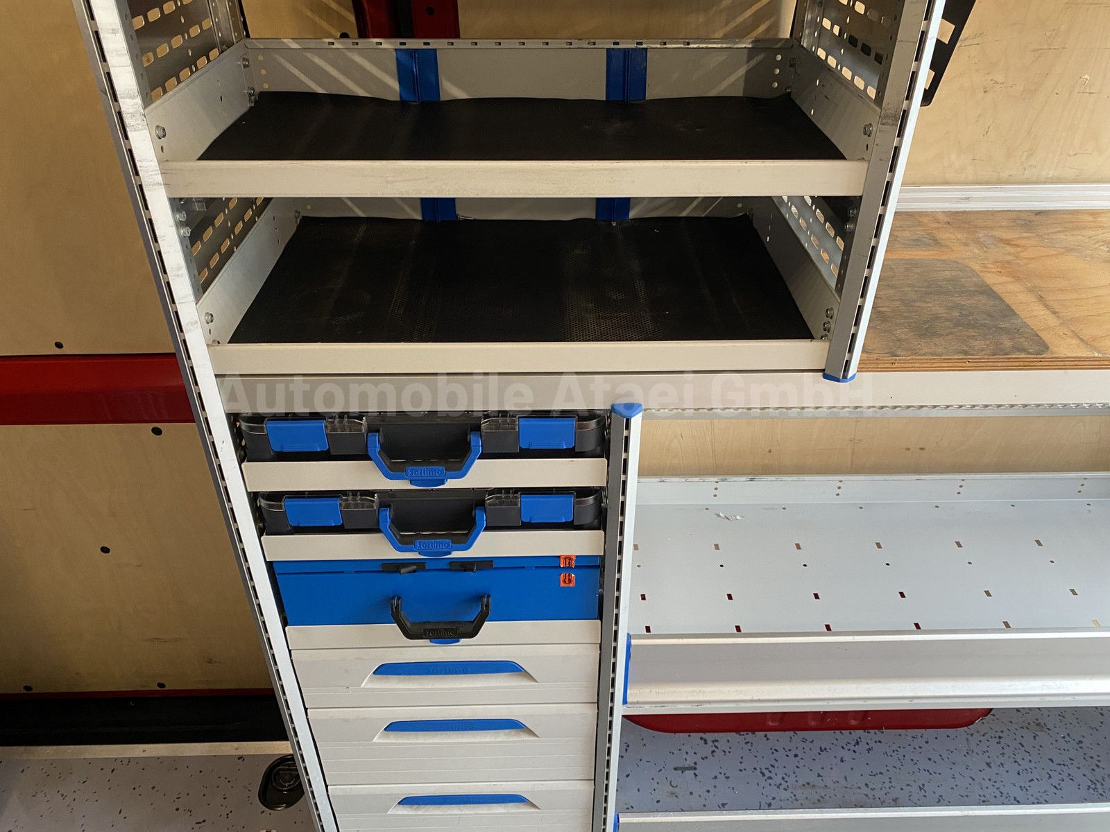Fahrzeugabbildung Mercedes-Benz Sprinter 316 *Werkstatt+Dachträger* (6283)