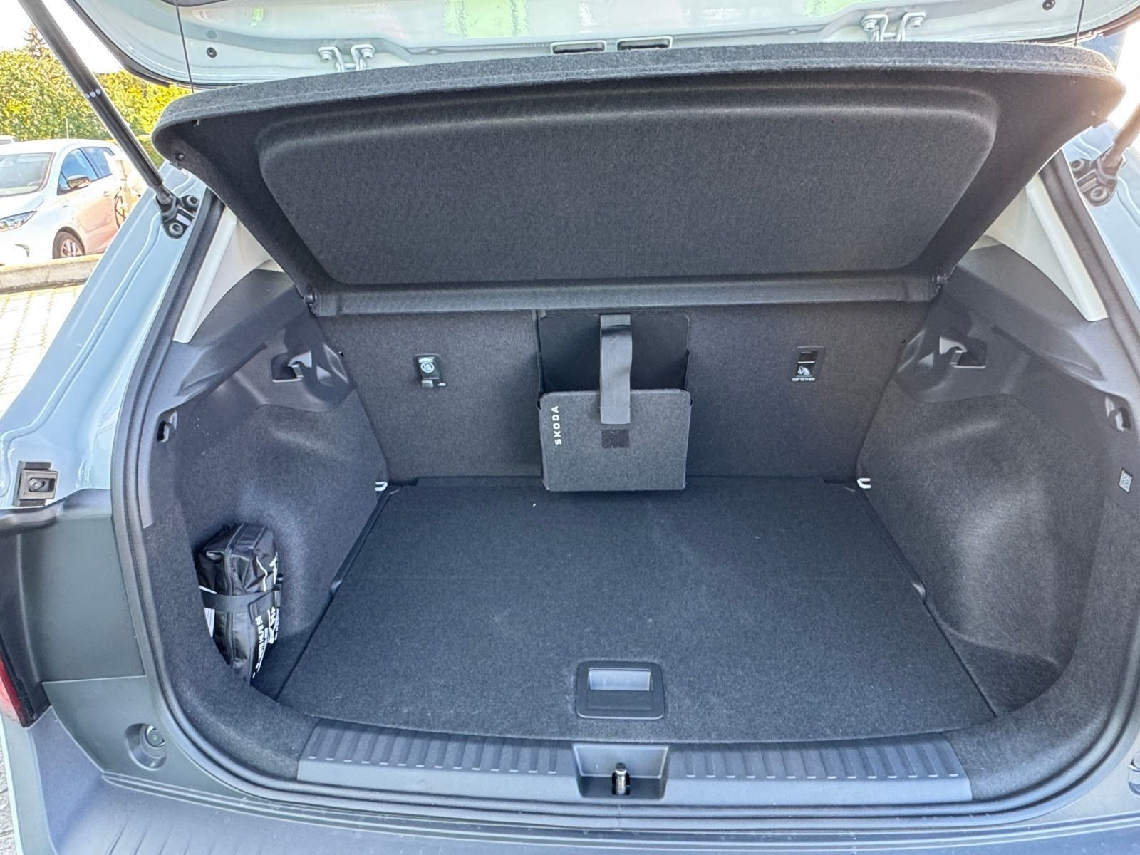 Fahrzeugabbildung SKODA Epiq 55 Selection*RFK*LED*5JGarantie