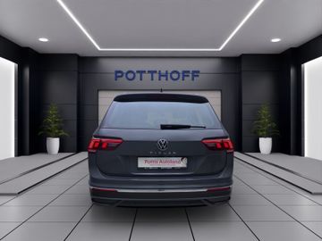 Volkswagen Tiguan - 4
