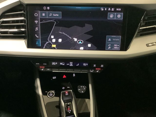 Q4 Sportback e-tron 40,Matrix-LED,Navi Plus,Stan