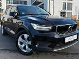 Volvo XC 40 XC40 Momentum AWD - schwarze Volvo XC40