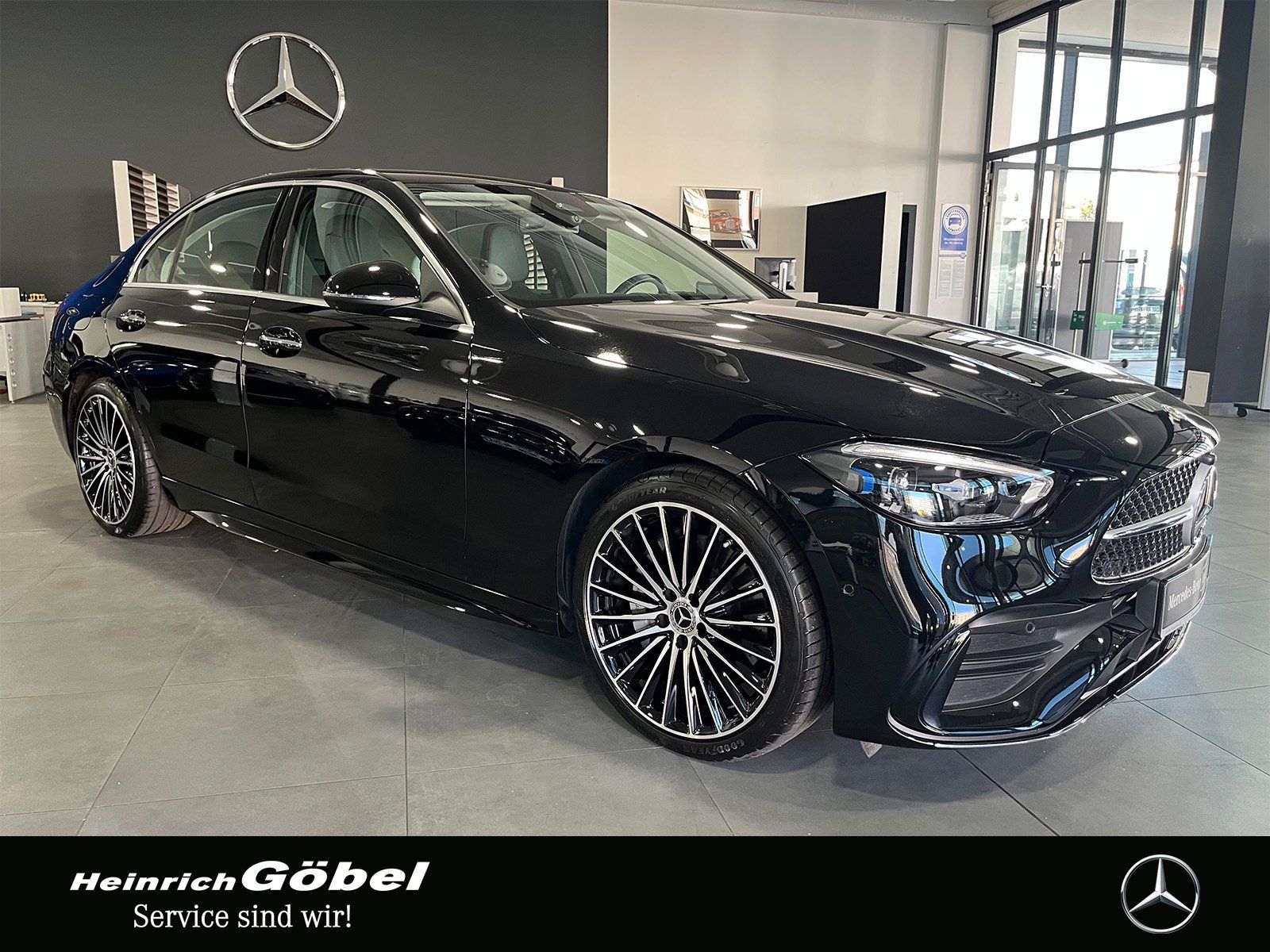 Fahrzeugabbildung Mercedes-Benz C 220 d AMG+DIGITAL.L+360°+MEMORY+CARPLAY+TOTWKL